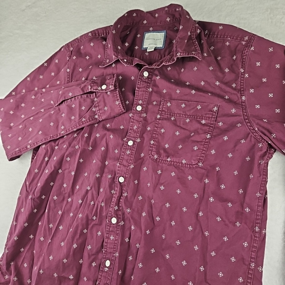American Eagle Men's Button Up Shirt L Super Soft Wine Red Geometric Print